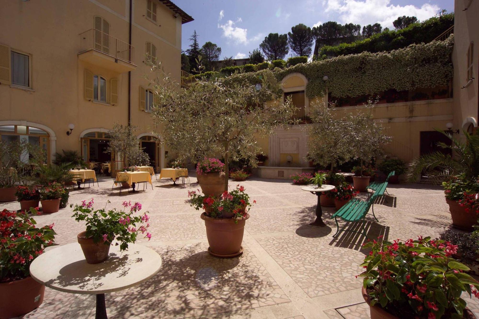 Hotel San Luca Spoleto Dış mekan fotoğraf